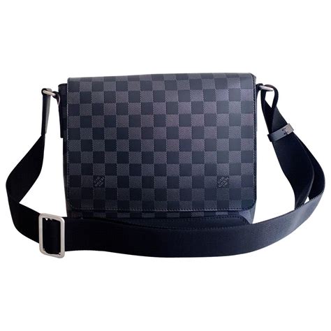 sacoche louis vuitton noir homme|louis vuitton boutique en ligne.